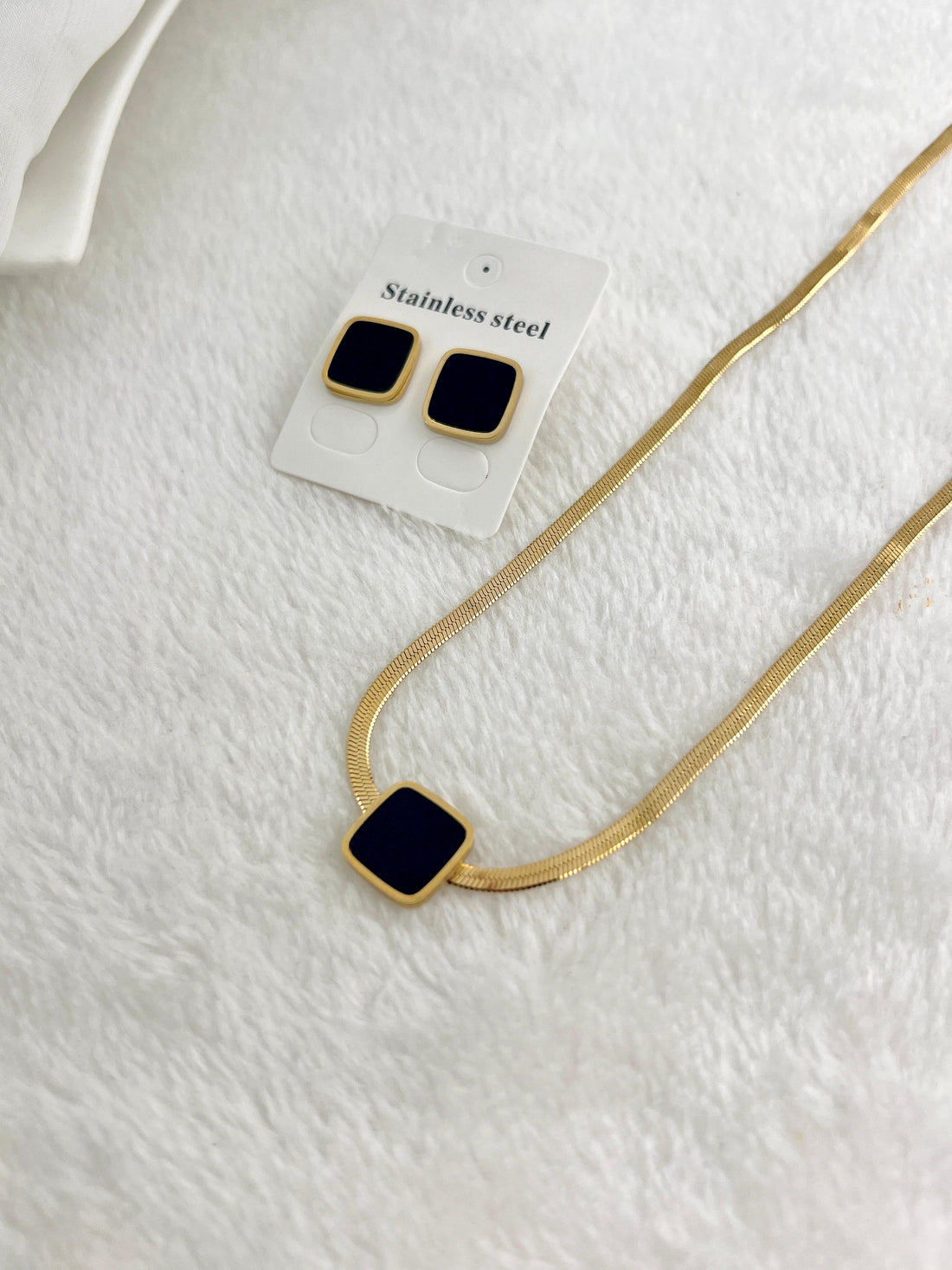 Luxury Black Square Pendant Set ( Stainless Steel )