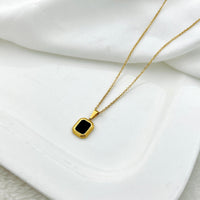 ZELLA NECKLACE