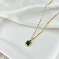 ZELLA NECKLACE