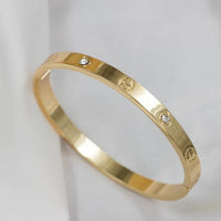 Trendy Elegant Gold Bangle