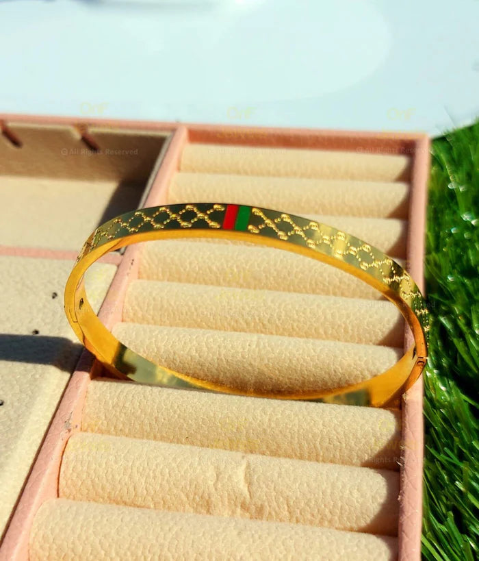 Elegant Gucci-Inspired Bracelet