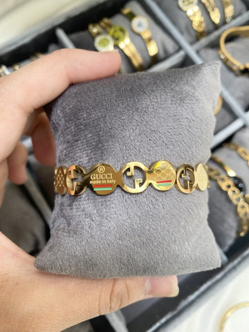 Gucci bracelet (Stainless Steel)